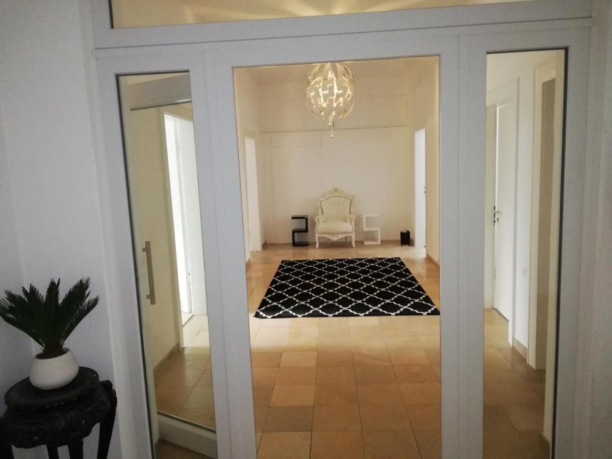 Villa Bowdy Niederzier Bagian luar foto