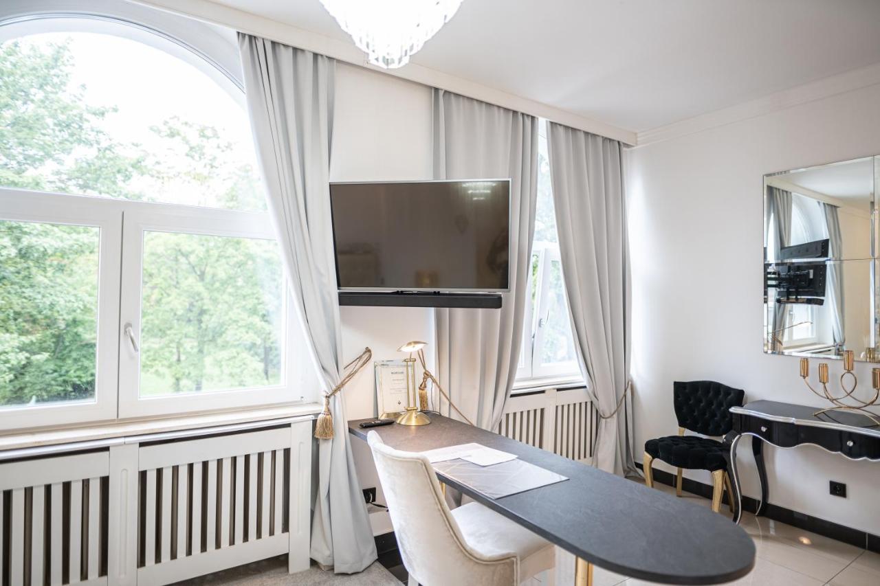 Villa Bowdy Niederzier Bagian luar foto